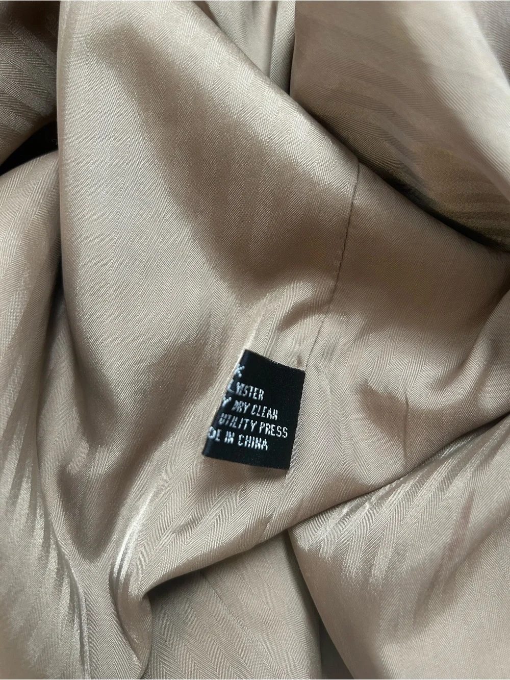 Men's Beige Blazer - Classic Single-Breasted Suit Jacket with color f(fade)